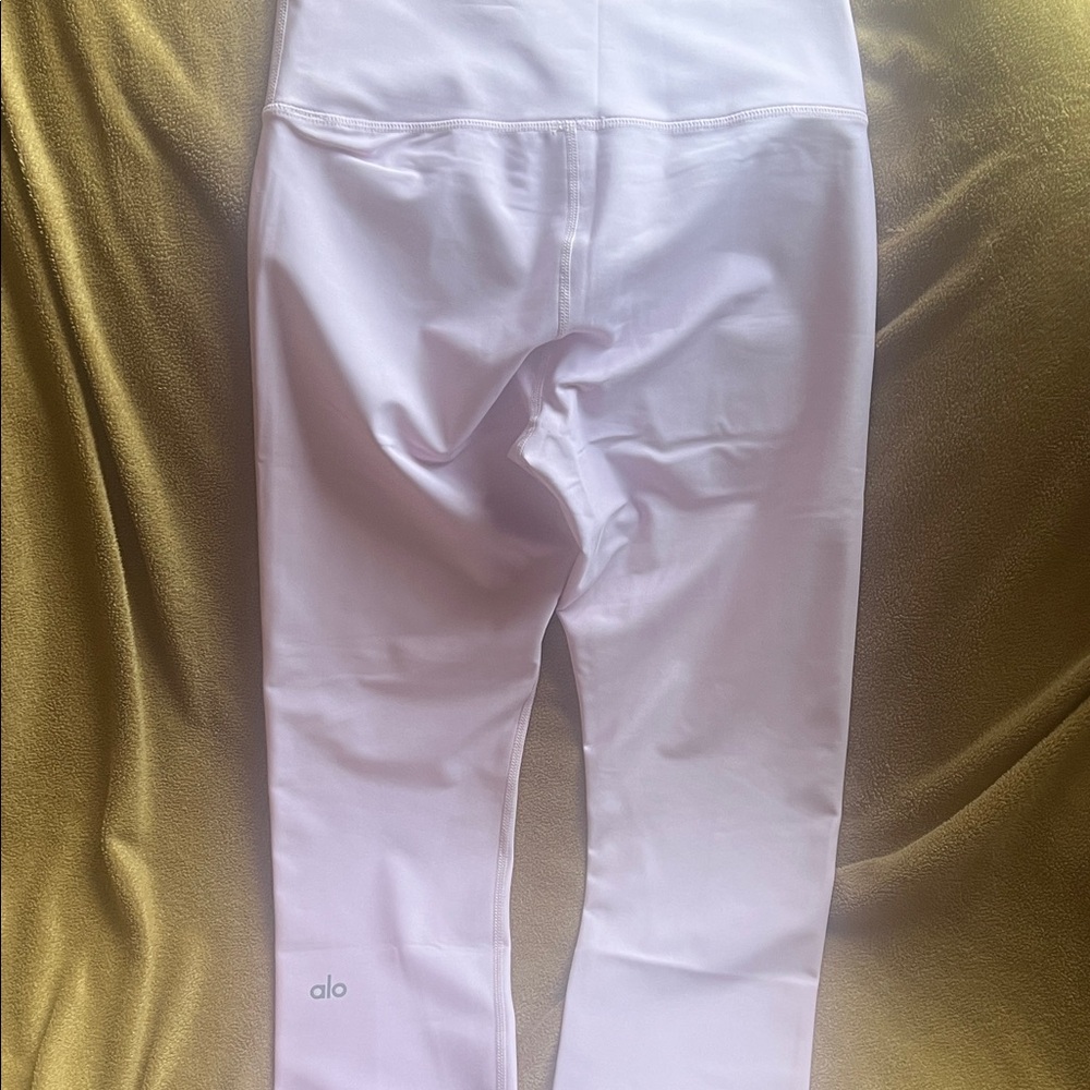 ALO Yoga airlift Light Pink Leggings, new without tags